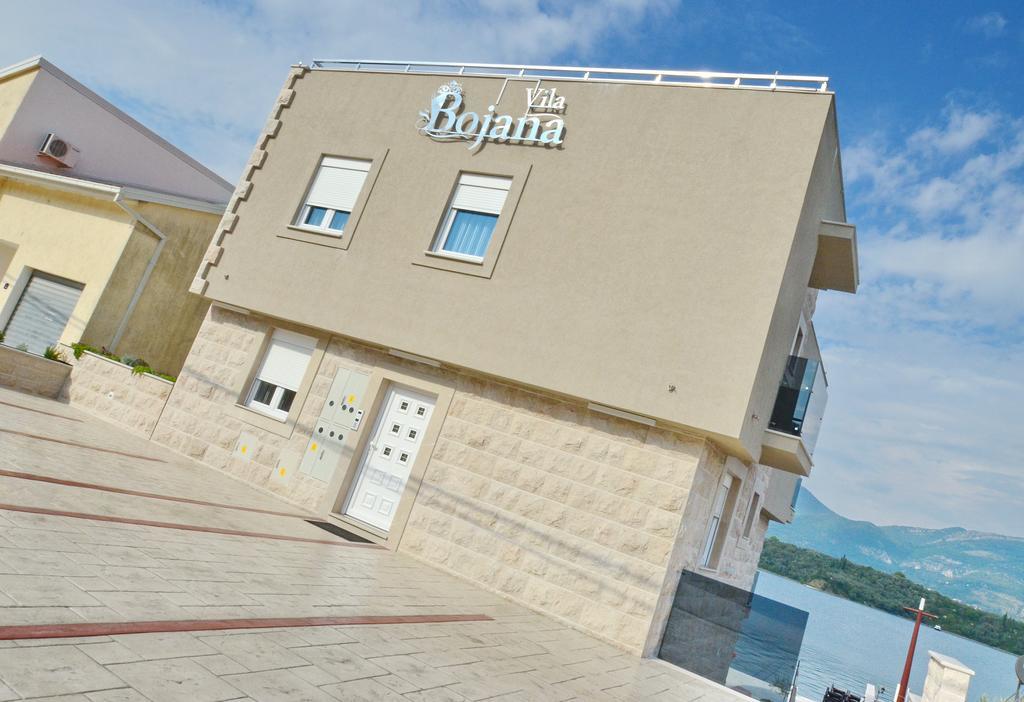 Apartments Bojana Τίβατ Εξωτερικό φωτογραφία
