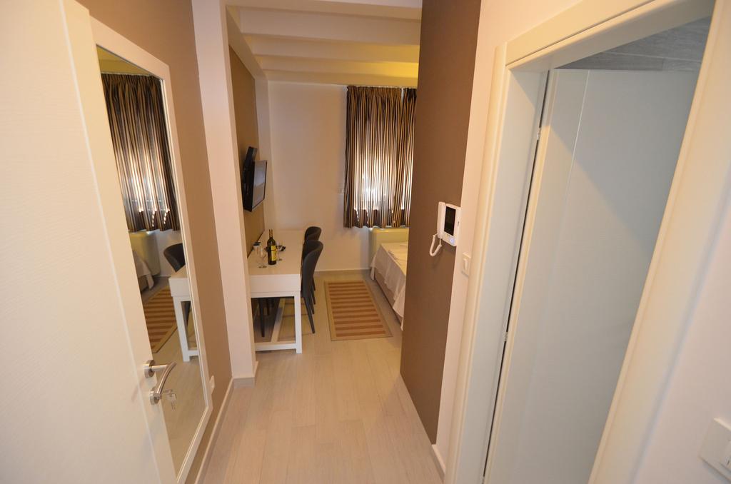 Apartments Bojana Τίβατ Δωμάτιο φωτογραφία