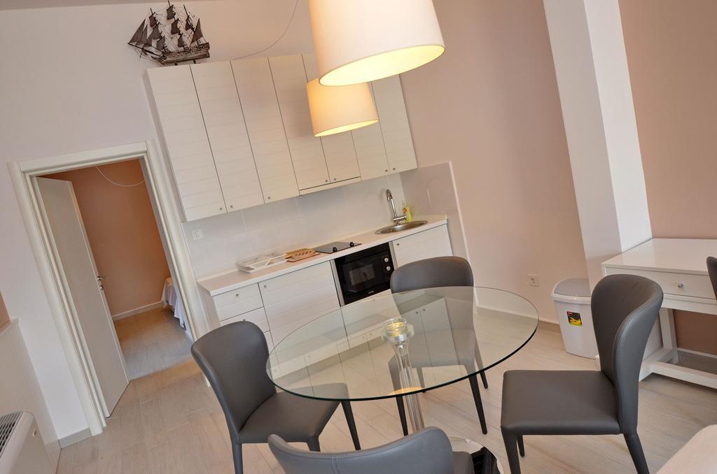 Apartments Bojana Τίβατ Δωμάτιο φωτογραφία